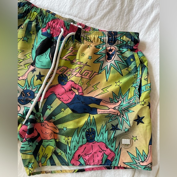 TOP Man - Sz L - Bathing Suit - Lucha Libre Graphic - Picture 4 of 8